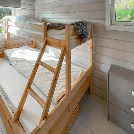 5 Bedroom Cozy In